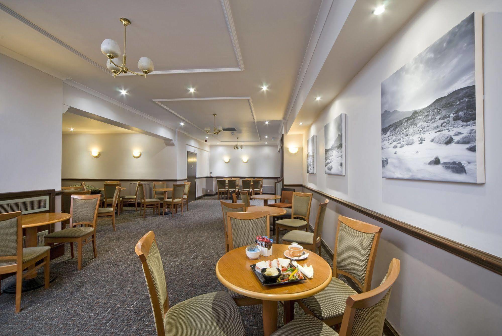 The Tarbet Hotel Eksteriør bilde