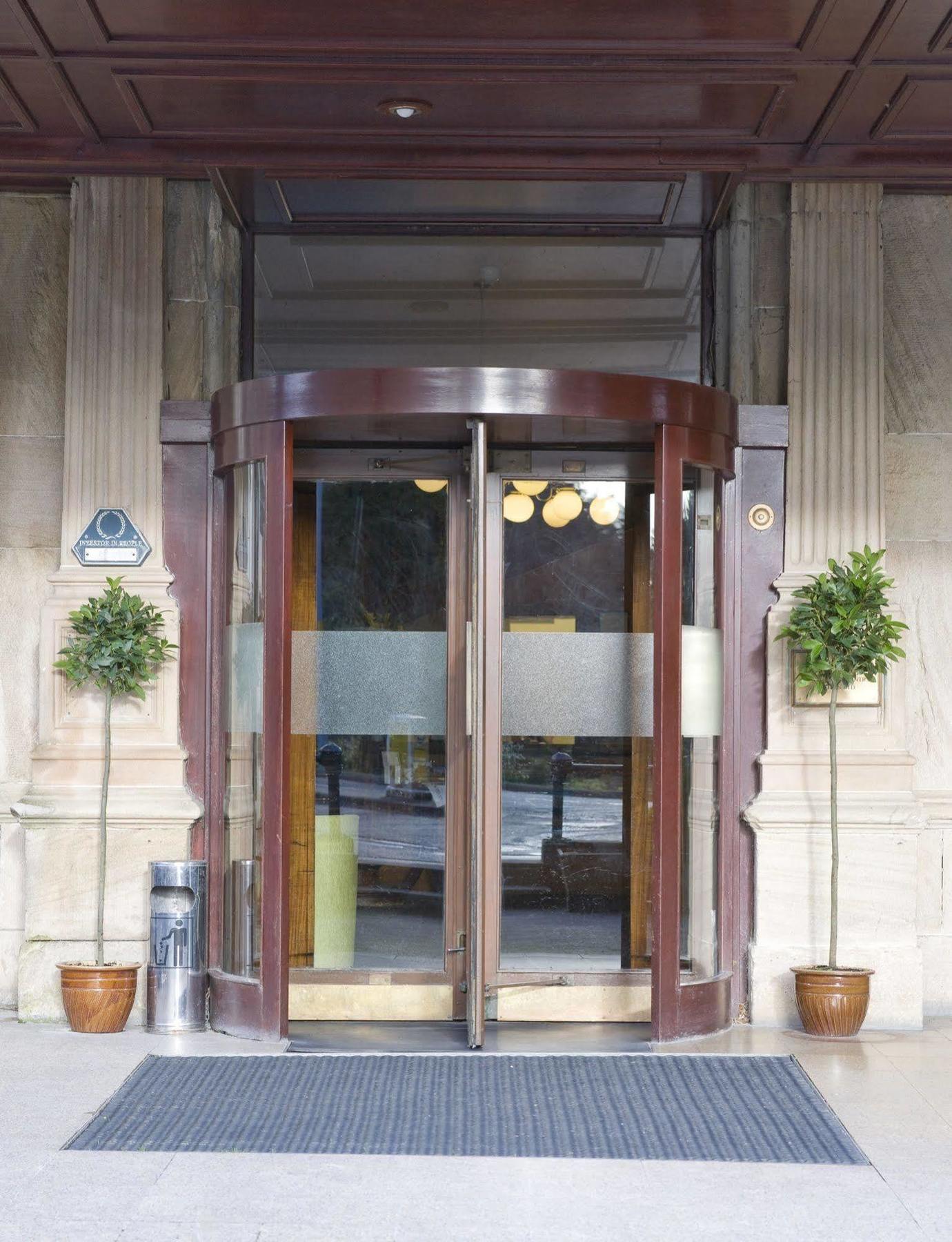 The Tarbet Hotel Eksteriør bilde